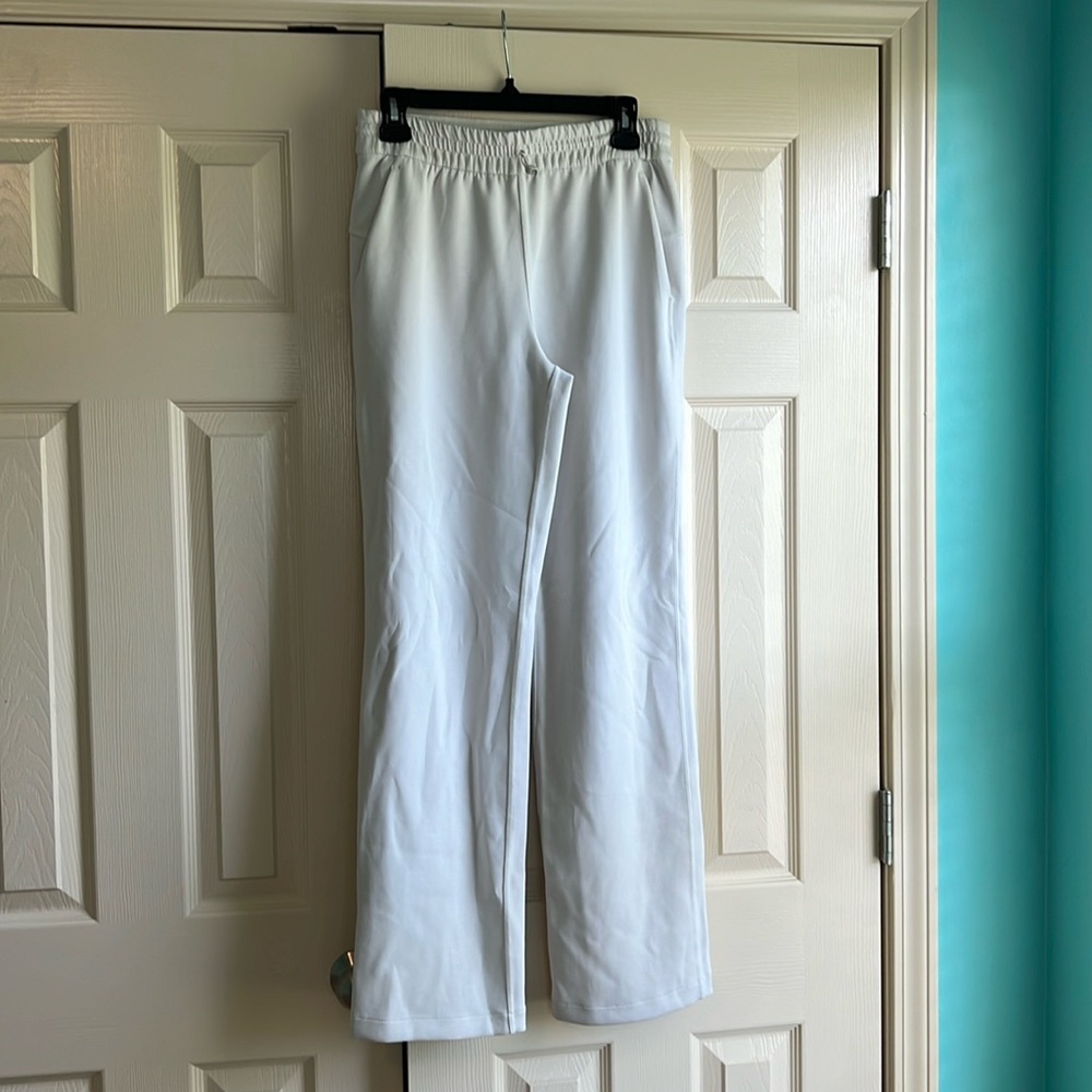 Lululemon Softstreme High-Rise Pant
Regular